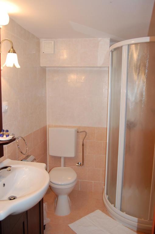 Complexul Turistic Cheile Butii Hotel Cîmpu lui Neag Room photo