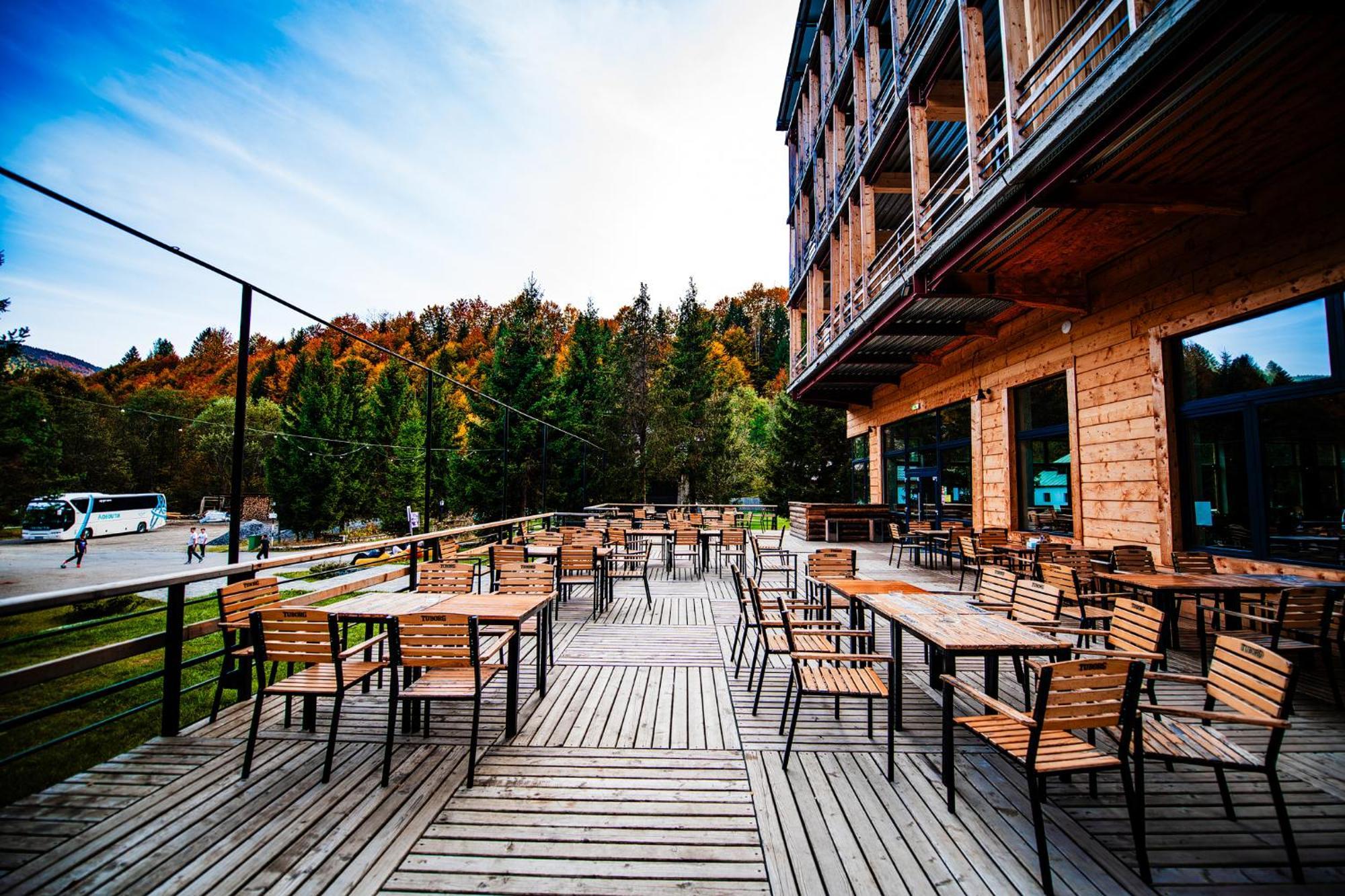 Complexul Turistic Cheile Butii Hotel Cîmpu lui Neag Exterior photo
